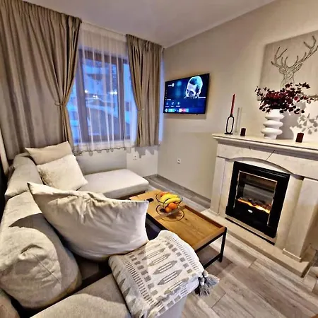 1 Bedroom Luxury Milena -free Parking Apartment *